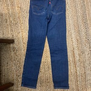 Levi’s skinny jeans